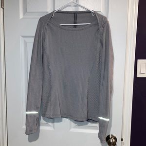 Women’s Lululemon size 10 longsleeved top